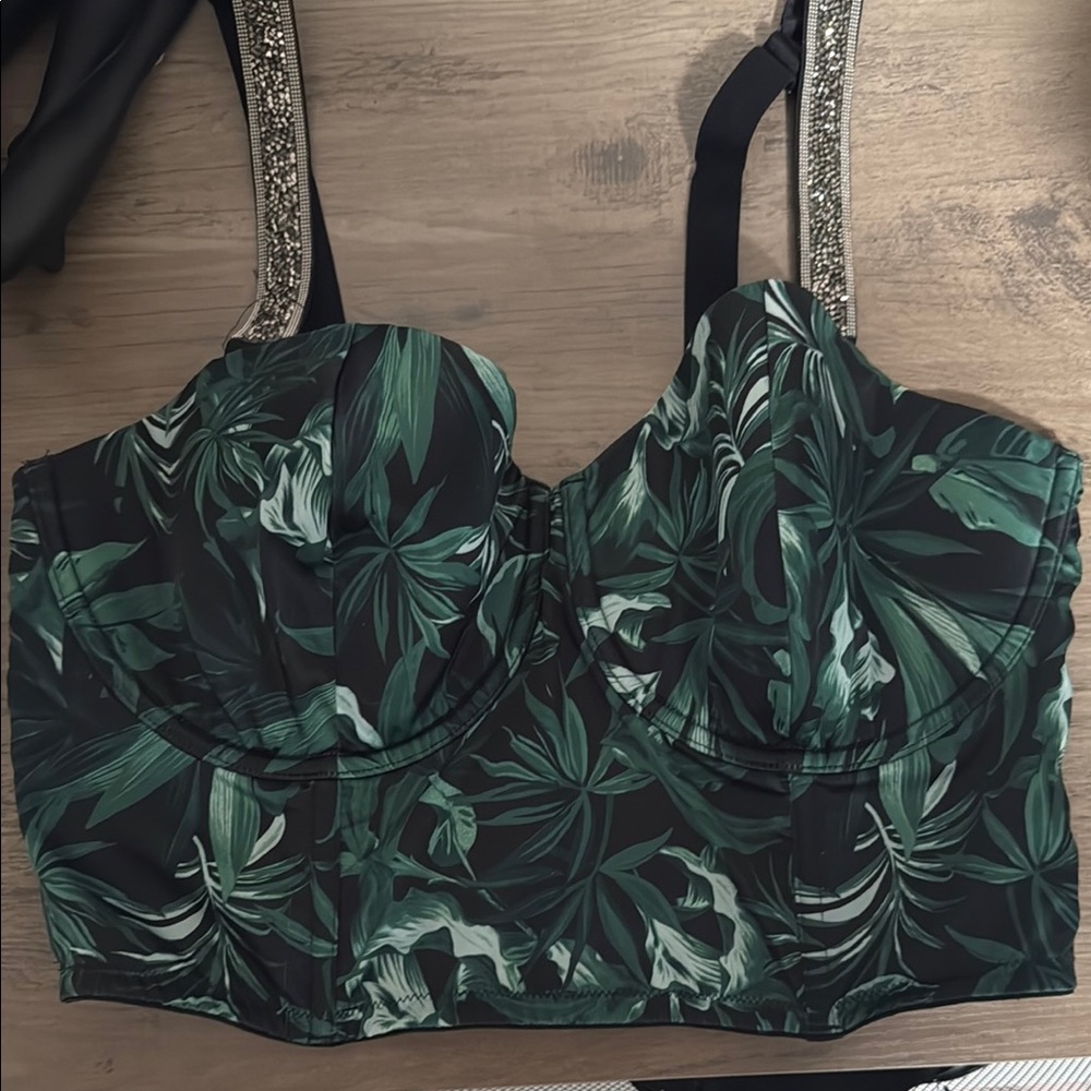 Green Leaf Print Women's Bra/top